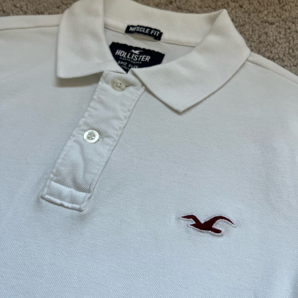 Hollister polo - Picture 2 of 3